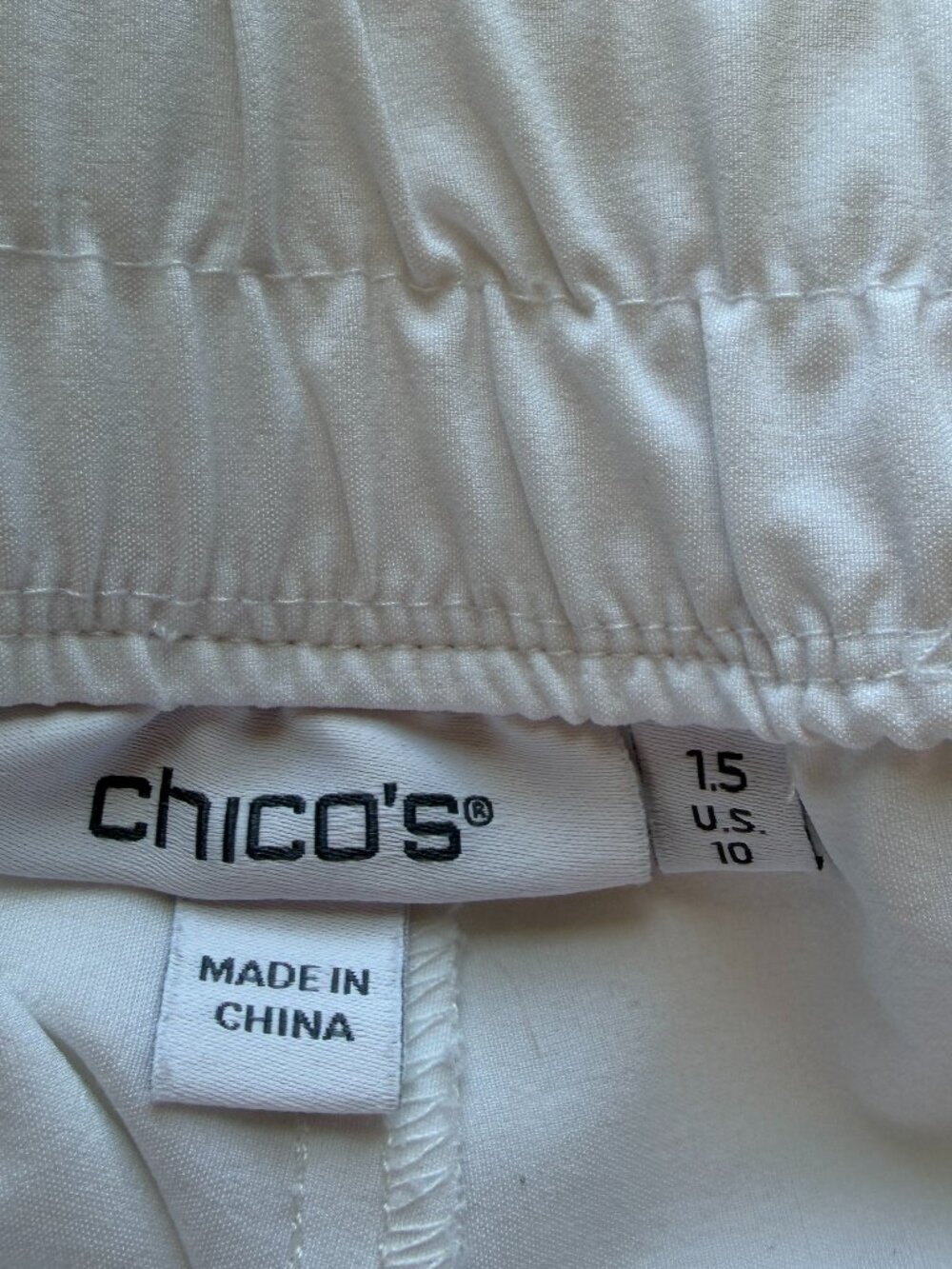 Chico's Neema White Loose Bermuda Capri Shorts Size 1.5 (US 10) - Picture 5 of 7